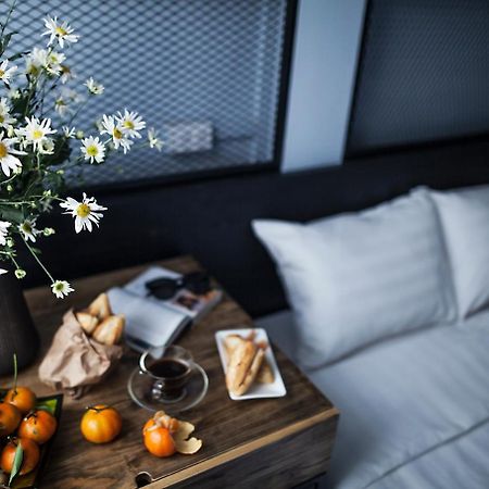 The Chi Novel Hostel Ханой Экстерьер фото